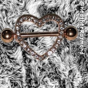 Sexy heart nipple ring